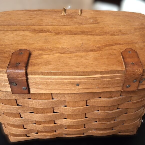 Longaberger 1991 Handmade Baske Wood bottom and top, EUC, REDUCED SHIPPING - Picture 7 of 8